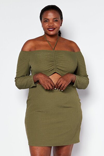 Royalty By Maluma فستان قصير بأكمام طويلة ورقبة على شكل هالتر للنساء، زيتوني
