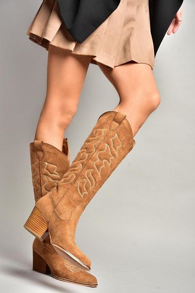 Fox Shoes Τ 296815002   Γυναικείες μπότες Tan Suede Cowboy Model