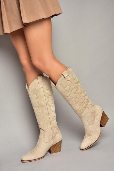 Fox Shoes Τ 296815002   Γυναικείες μπότες Beige Suede Cowboy Model