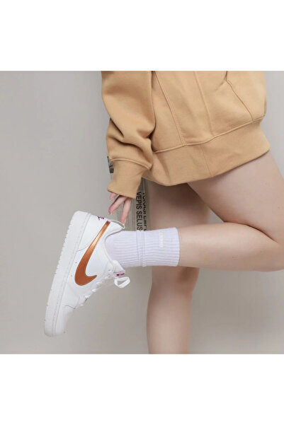 Nike Λευκά γυναικεία αθλητικά παπούτσια περπάτημα