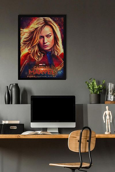 Saturn Pictură înrămată Captain Marvel - Pictură poster Captain Marvel
