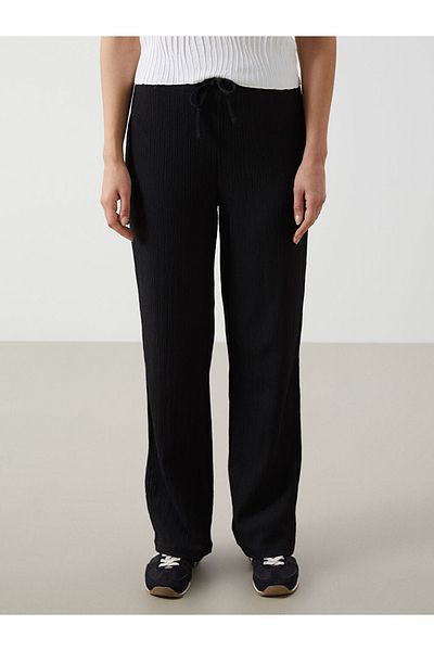 LC Waikiki Pantaloni de damă LCW Comfort cu talie elastică texturată