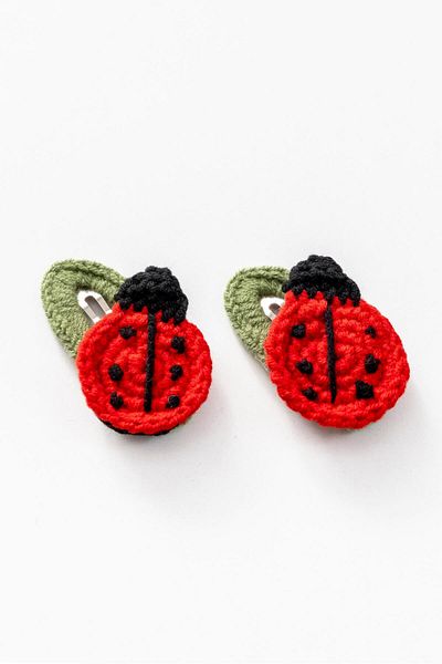 Magu Ladybug Figured Hand Knitted Snap 2-Piece Buckle Set