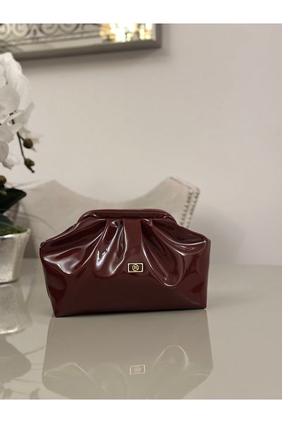 mossi Women's Burgundy Patent Leather Shiny Faux Leather Strap Clutch Daily and Evening Dress Bag