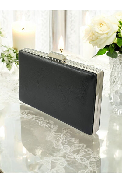 Biçanta Piele neagră șifonată din piele de culoare metalică curea cu lanț gea...