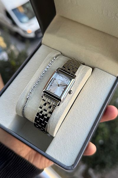 Homies Women's Wrist Watch Small Case with Gift Box and Bracelet Gift Hm 729076562