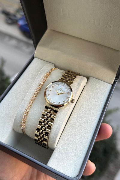 Homies Women's Wrist Watch Small Case Stone Dial Gift Box and Bracelet Hm 245435877