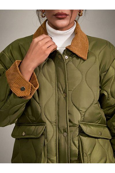 SERBA Onion Pattern Velvet Garnished Short Quilted Coat