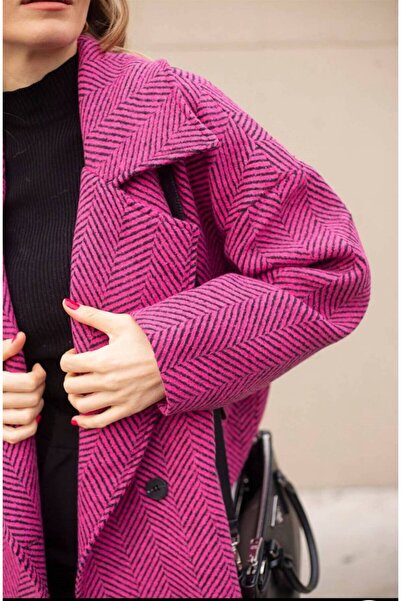 dükkan10butika Kadın Oversize Geniş Kalıp Kısa Balıksırtı Desen Astarlı Kaşe Kaban FUŞYA