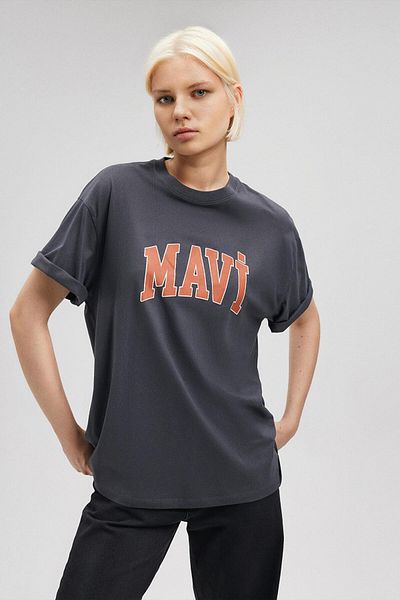 Mavi Μπλουζάκι με λογότυπο Σκούρο Γκρι Oversize / Φαρδιά Εφαρμογή 1600843 -82185