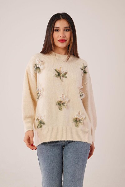 Hipo Trend Tül Payet İşlemeli Çiçek Detaylı Bej Kalın Triko Kazak