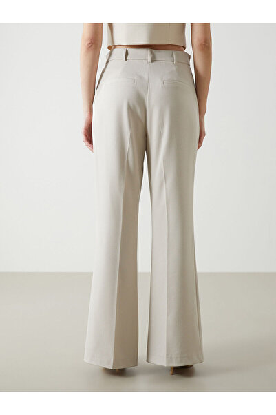 LC Waikiki Standart Fit İspanyol Paça Kadın Pantolon