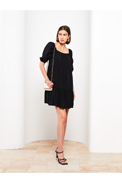 LC Waikiki Μαύρο φόρεμα με τετράγωνο λαιμόκοψη και μανίκια μπαλόνι