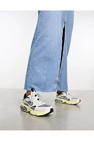 Nike W Zoom Air Fire - DV1129-003 (Dar Kalıp 1 Beden Büyük Almanızı Öneriyoruz)