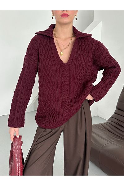 Laluvia Burgunderfarbener Pullover mit geflochtenen Haaren - 241265