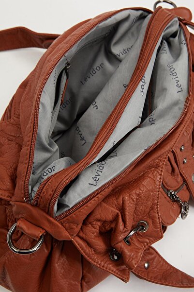 Levidor Orange Metal Staple Detailed Shoulder Bag