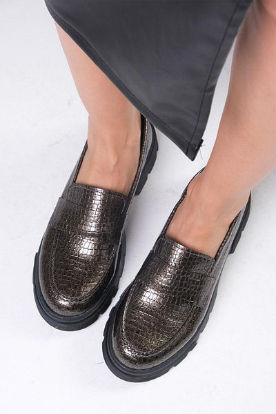 Mio Gusto Andrea Metallic Gray Color Thick Soled Women's Loafer Shoes