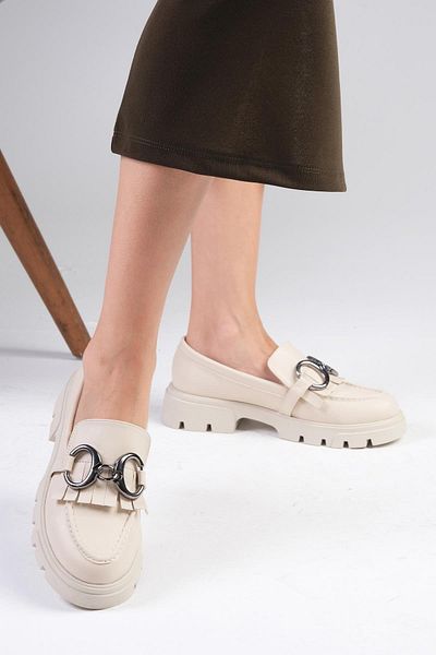 Mio Gusto Suzi Beigefarbene Damen-Loaferschuhe mit dicken Sohlen