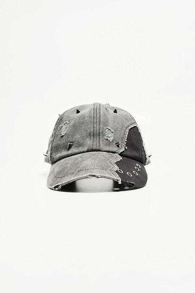Bershka Piercing & eyelets cap