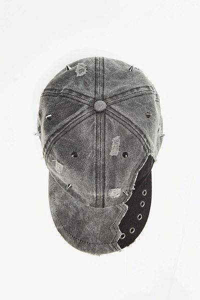Bershka Piercing & eyelets cap