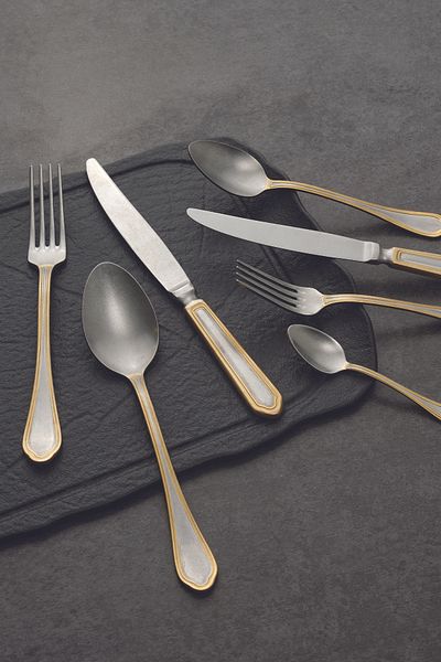 Hisar Florence 30 Pieces - Antique Gold Cutlery Set for 6 People