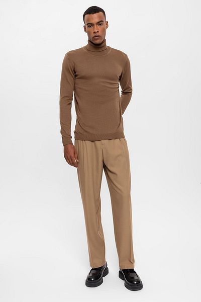 Antioch Light Brown Full-Top Men's Knitwear