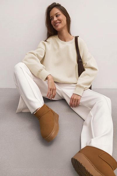 COMBİNE MİCHAİL Γυναικείο φούτερ σε μπεζ Basic Crop Cut