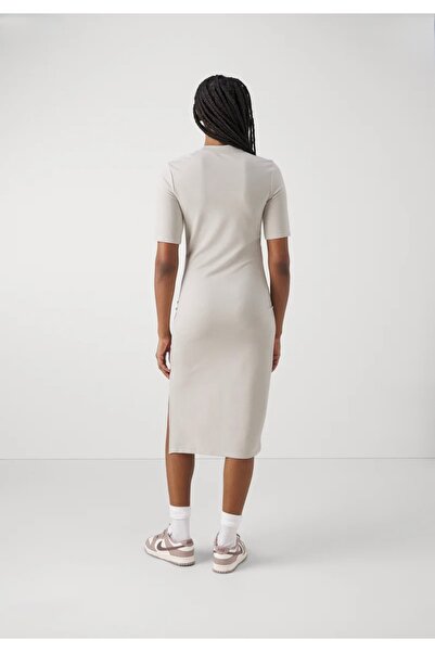 Nike Спортивний одяг Необхідна жіноча обтисла сукня середньої довжини Krem Kadın Elbise