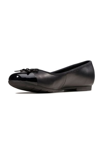 CLARKS حذاء سكالا بلوم واي الجلدي الأسود للفتيات المراهقات