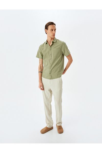 Koton Kurzärmliges Slim-Fit-Hemd aus Baumwolle mit Taschendetail