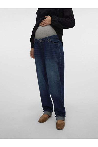 Mama Licious Umstandsjeans mit Boyfriend Fit Boyfriend Schnitt Mittlere Taille Säume zum Umschlagen Jeans