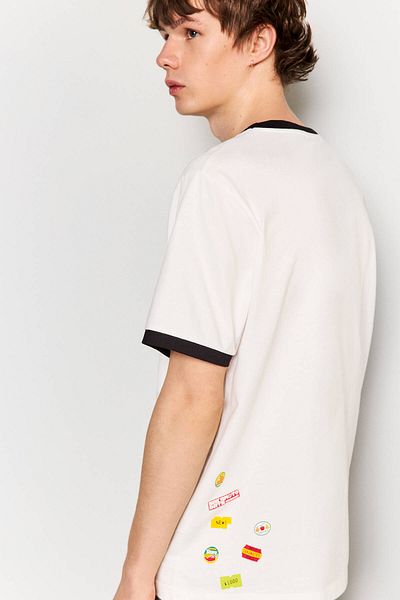 Pull & Bear White Sakamoto Ramen graphic T-shirt