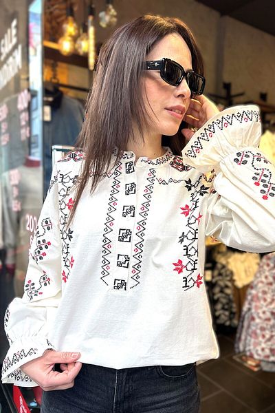 Ateilerdijle Vintage Cross Stitch Embroidery Half Placket Button Sleeve Flywheel Detail Woven Blouse