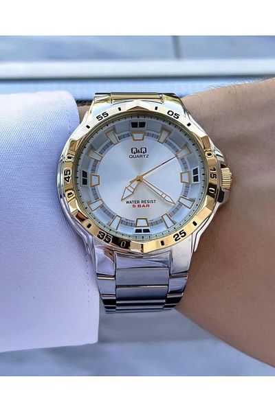 Q&Q Men's Metal Band Wristwatch