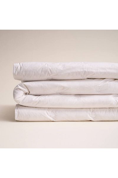 Penelope 100% Goose Feather 6.5 Tog Double Quilt - 195X215 Gold Series
