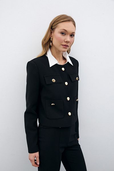 Sateen Buttoned Short Jacket - Black