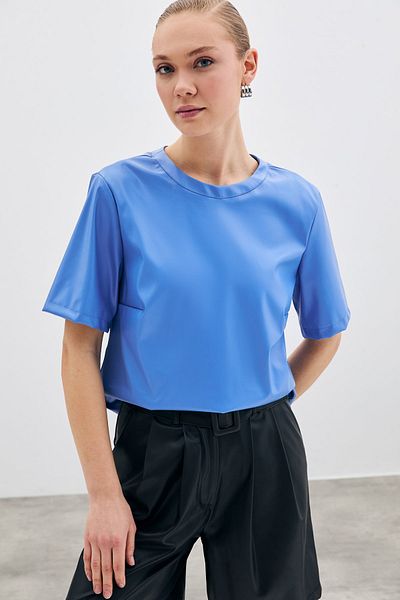 Sateen Bluză albastră din piele cu mâneci scurte