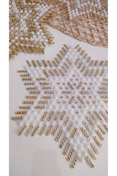 NMSONE طقم غرفة مطرزة يدويًا باللون الأبيض 6 قطع