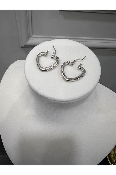 Store أقراط قلب من حجر الزركون باللون الفضي