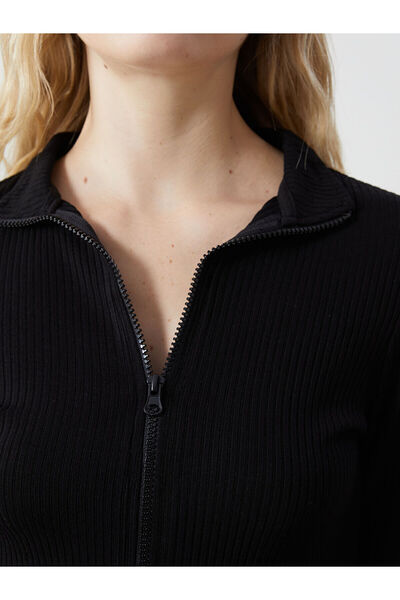 LC Waikiki Seray New Season Mock Neck Textured Women's Zippered Sweatshirt