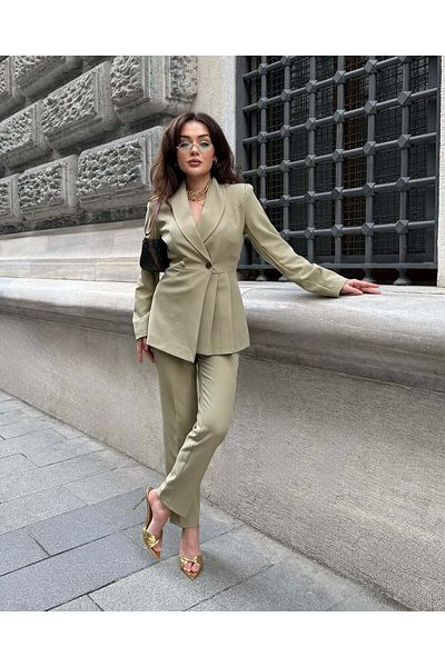 Bella Breeze Women's Side Pleated Design Jacket Pants Suit