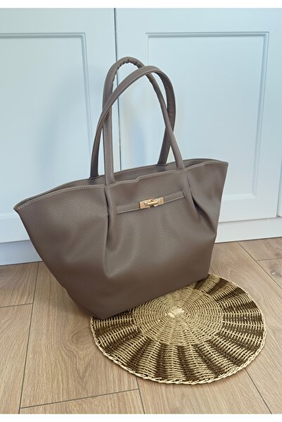 GP GUES POLO حقيبة يد وكتف نسائية متوسطة الحجم