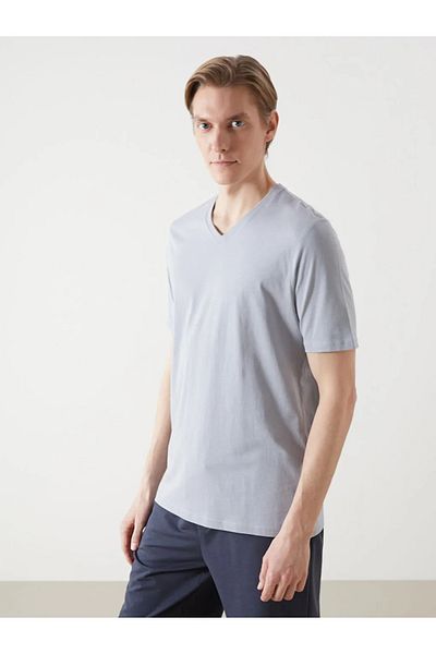 LC Waikiki LCWAIKIKI Classic V-Neck Short Sleeve Combed Cotton Men's T-Shirt