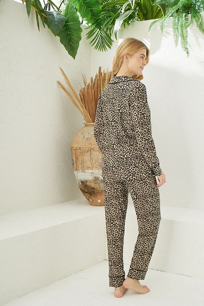 pijamacity Women's Cotton Leopard Print Interlaced Buttoned Pajama Set