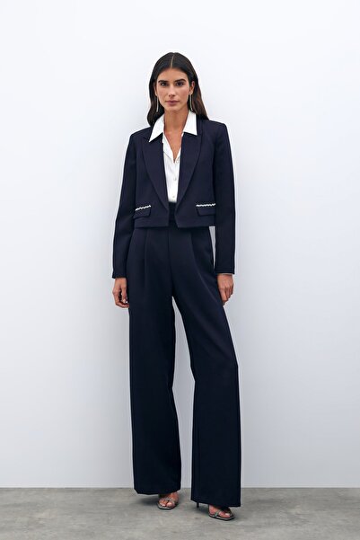 Sateen Короткий піджак з кишенями - темно-синій