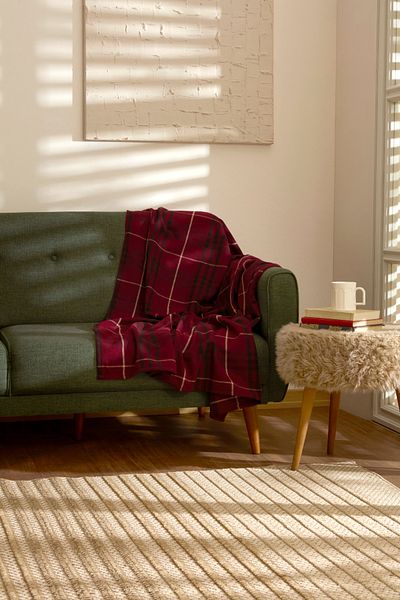 Karaca Home Flannel Throw Tv Blanket Dark Cream/Red
