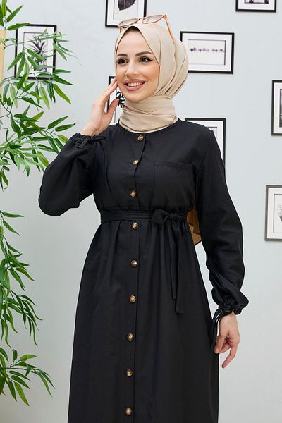 TOFİSA Střední dámské černé rovné šaty - 3558