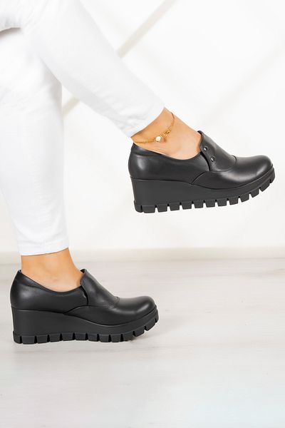 Erkan Saçmacı Pantofi casual Gloria din piele naturală neagră cu toc pană