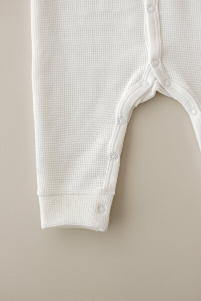 Lilabio Long Sleeve Embroidered Waffle Fabric Baby Romper