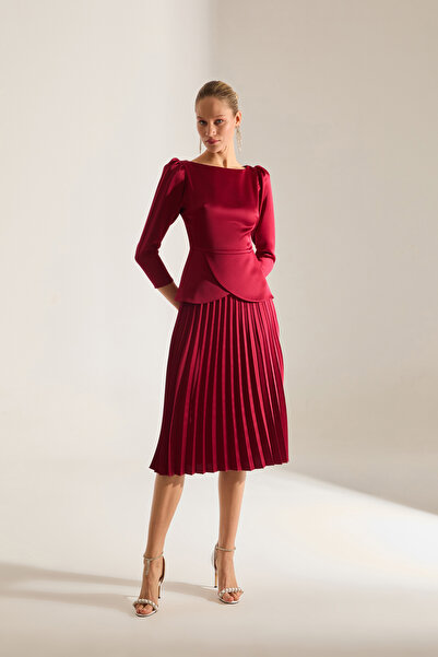 BETTY & SAM Darya Dark Red Fish Skirt